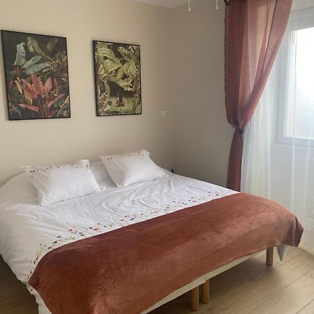 Appartement T2 Spacieux Et Equipe Мион Экстерьер фото