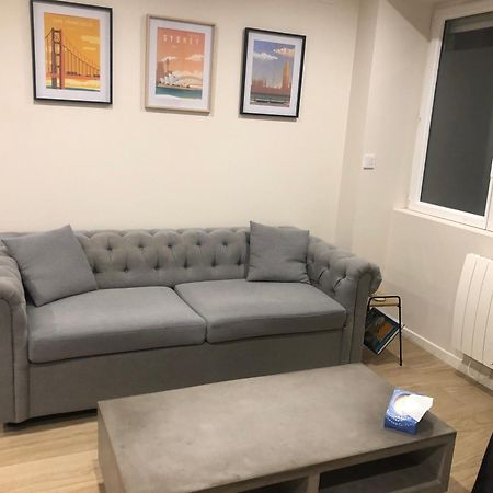 Appartement T2 Spacieux Et Equipe Мион Экстерьер фото